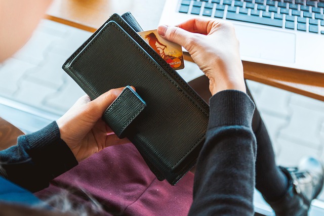 Cómo usar tu derecho a retracto en tiendas online